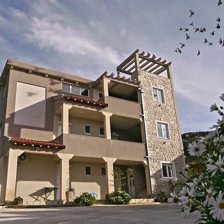 Mirta Apartments Family Farm Budva Dış mekan fotoğraf