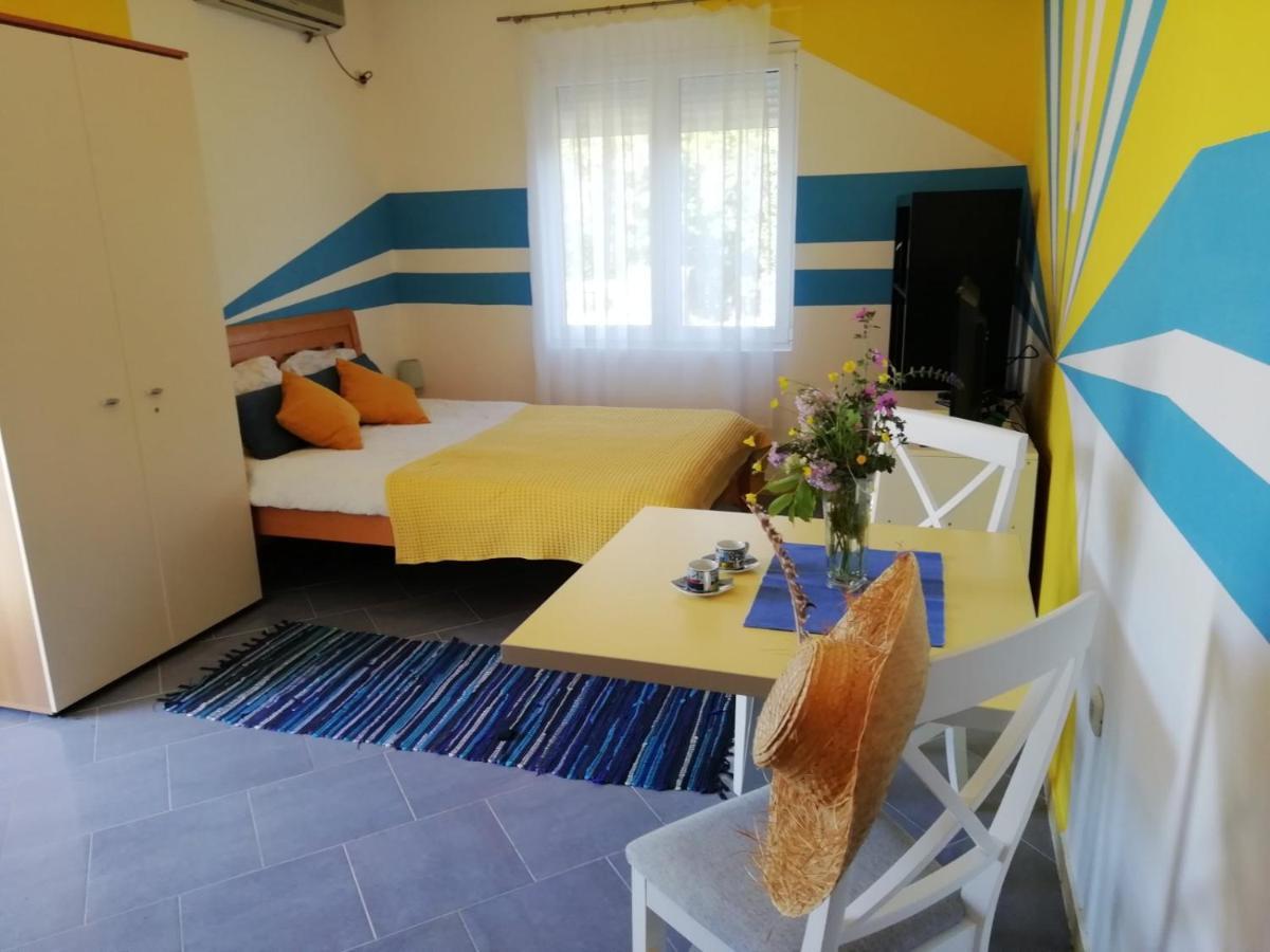 Mirta Apartments Family Farm Budva Dış mekan fotoğraf