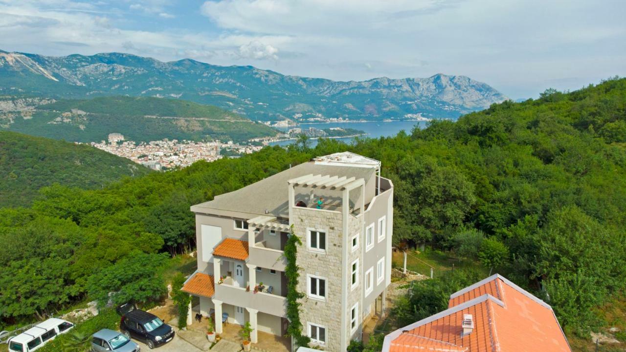Mirta Apartments Family Farm Budva Dış mekan fotoğraf